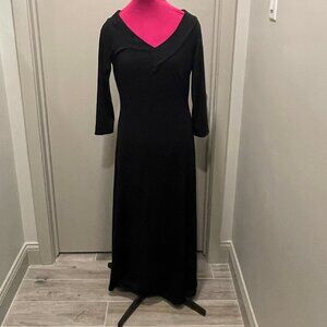 Newport News black maxi
